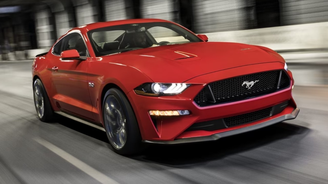 2023 ford mustang